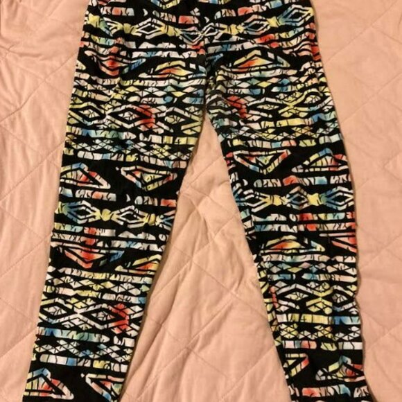 Patterned Leggings Medium Size - Picture 1 of 4